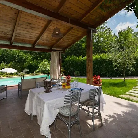 Ferienhaus Con Piscina Esclusiva Nel Lucca