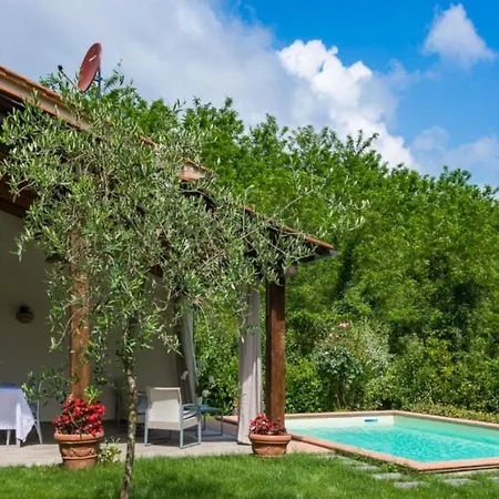Con Piscina Esclusiva Nel Ferienhaus *