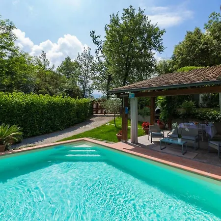 Ferienhaus Con Piscina Esclusiva Nel *